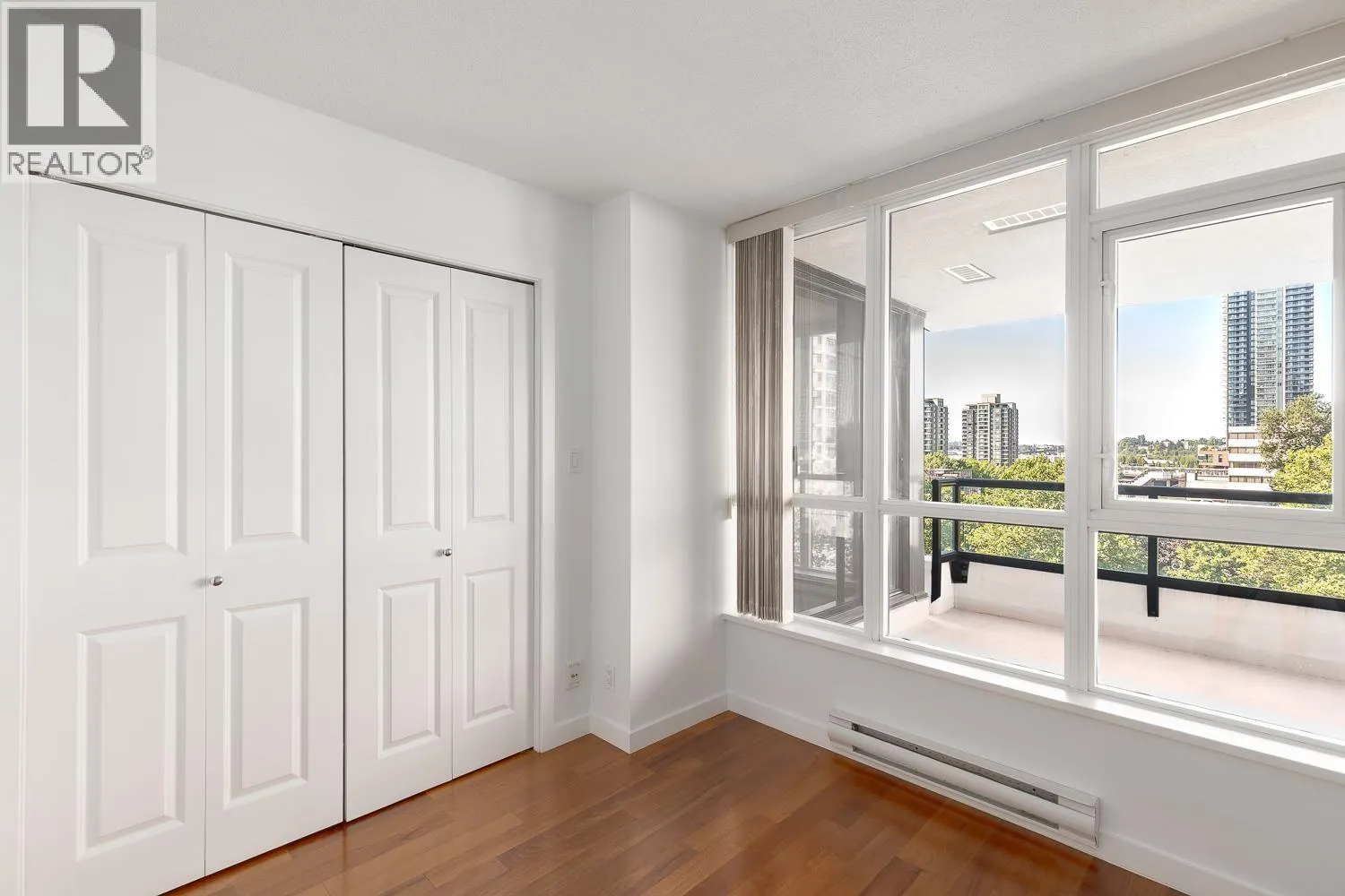604 2138 MADISON AVENUE