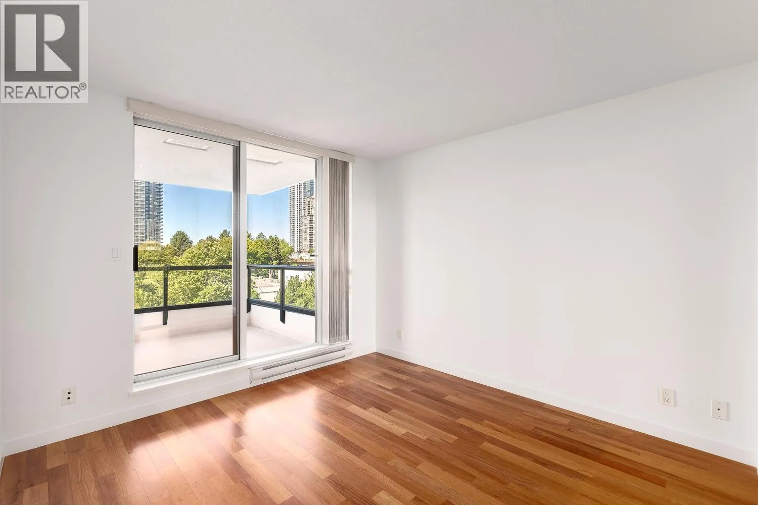 604 2138 MADISON AVENUE