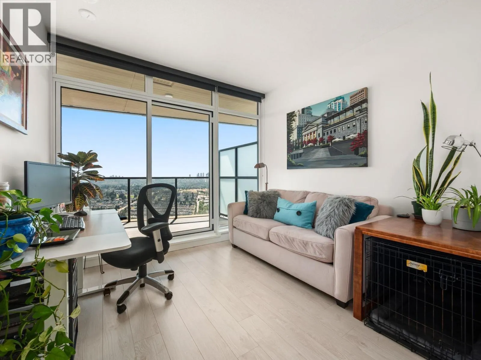 5306 4880 LOUGHEED HIGHWAY