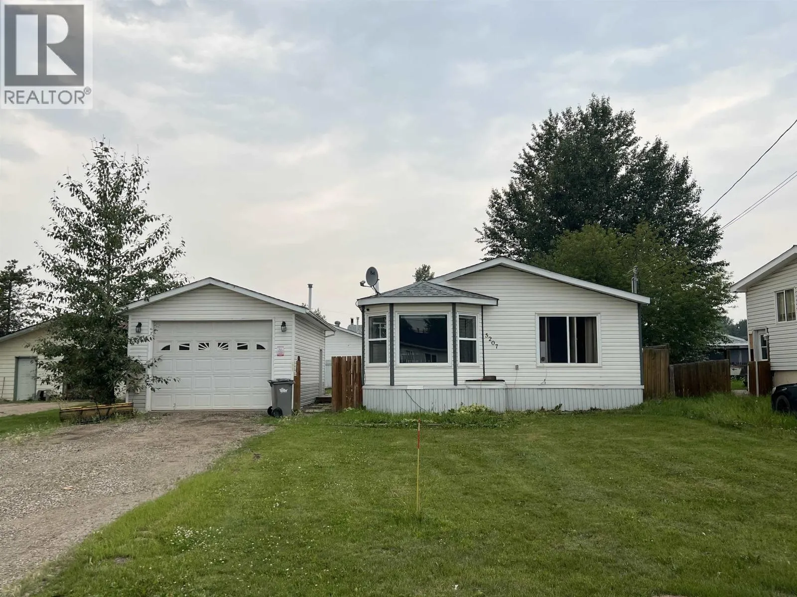 5207 COTTONWOOD ROAD
