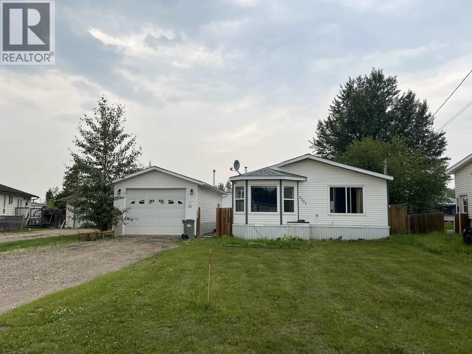 5207 COTTONWOOD ROAD