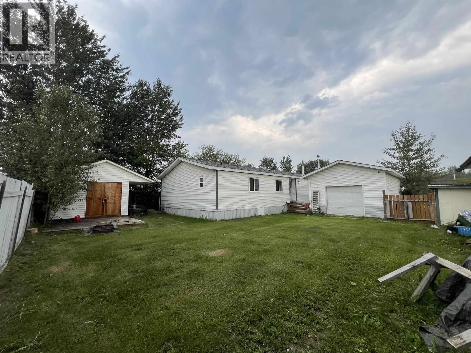 5207 COTTONWOOD ROAD
