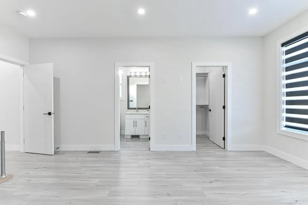 2534 TERMINAL COURT