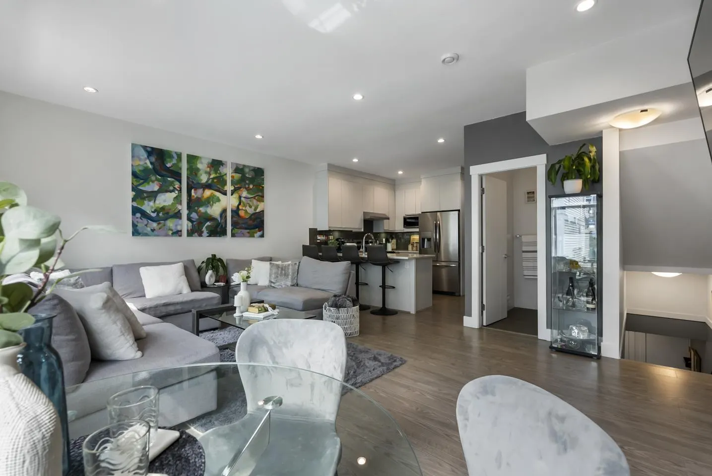 10 11267 133 STREET