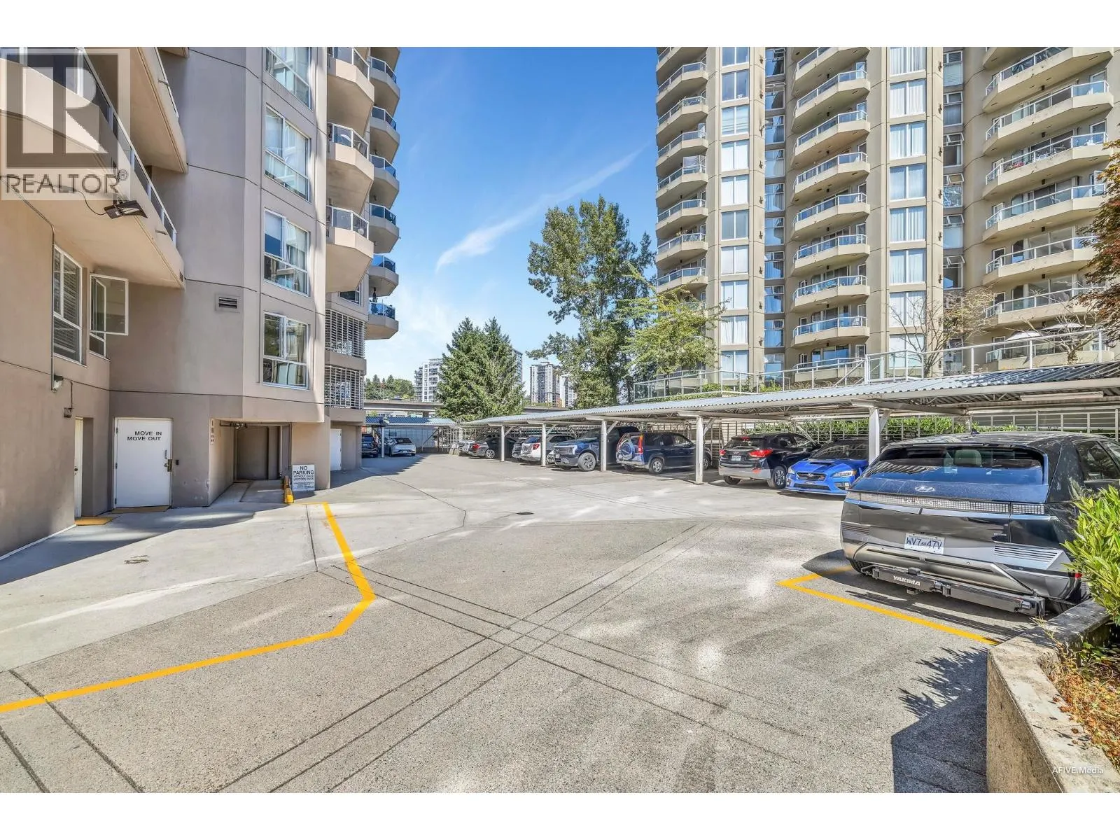 1605 1185 QUAYSIDE DRIVE