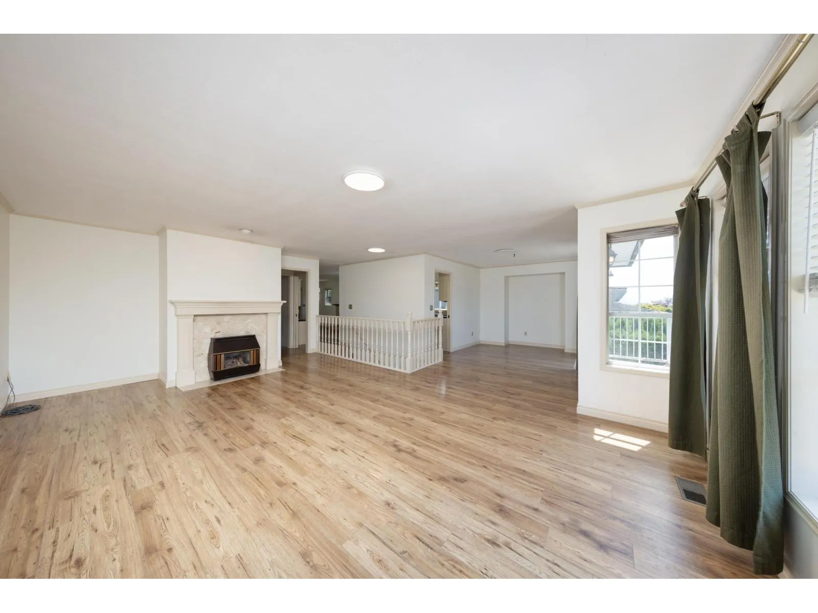 2138 ESSEX DRIVE