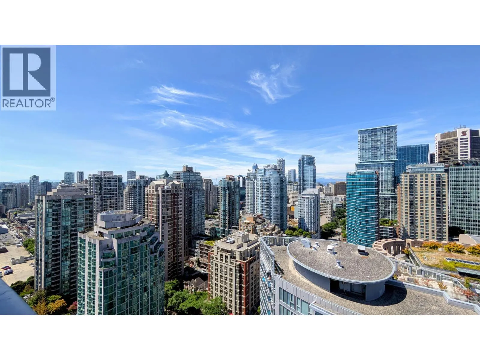 3301 233 ROBSON STREET