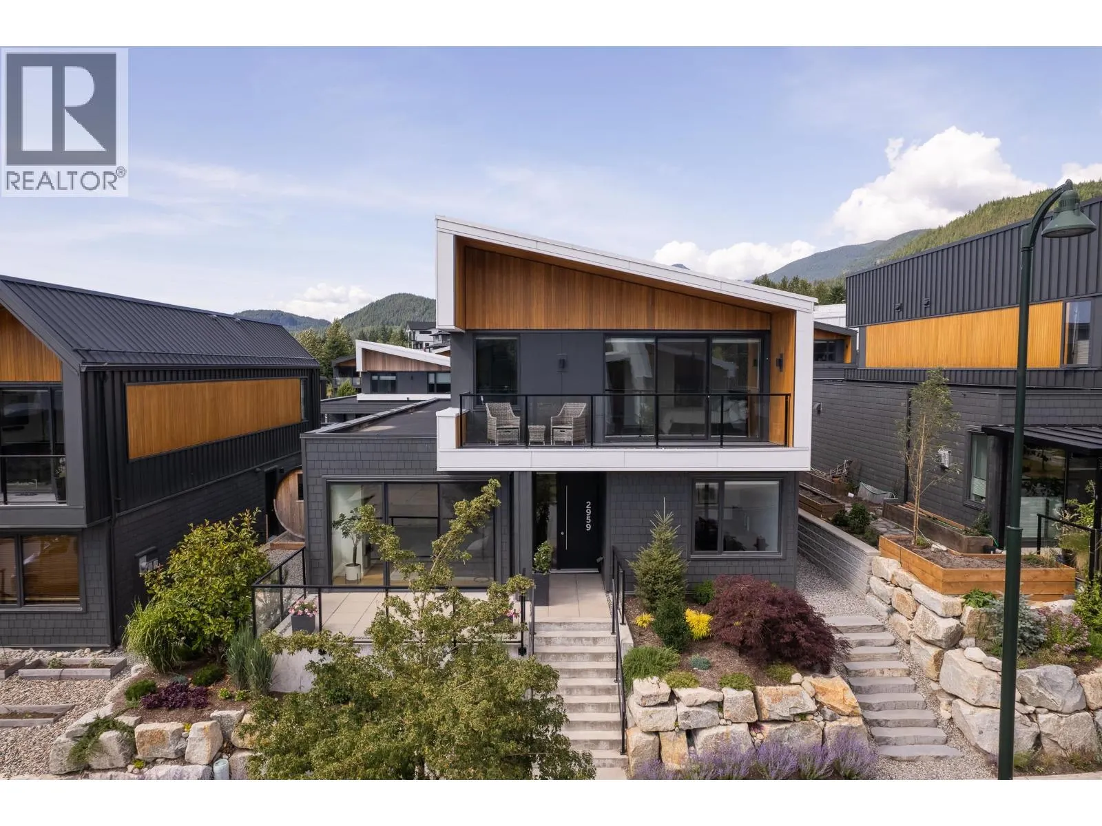 2959 HUCKLEBERRY DRIVE