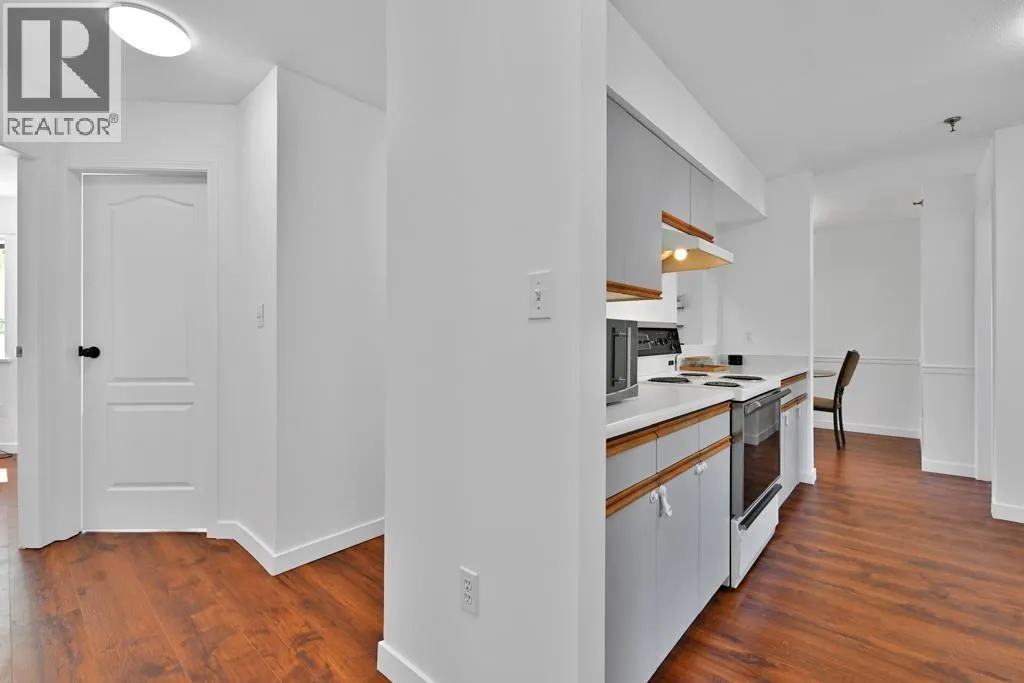 213 22661 LOUGHEED HIGHWAY