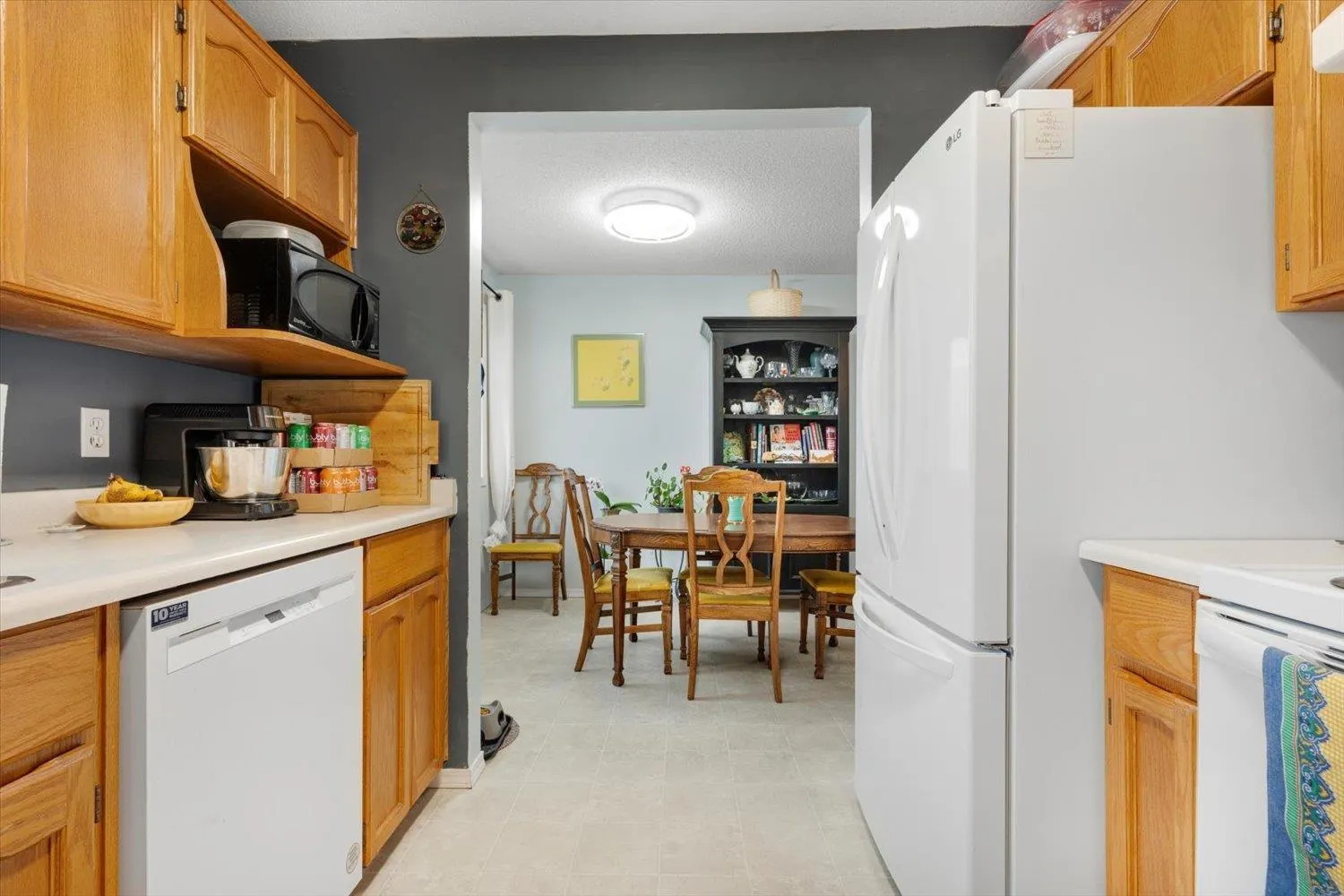 303 9006 EDWARD STREET|Chilliwack Proper West