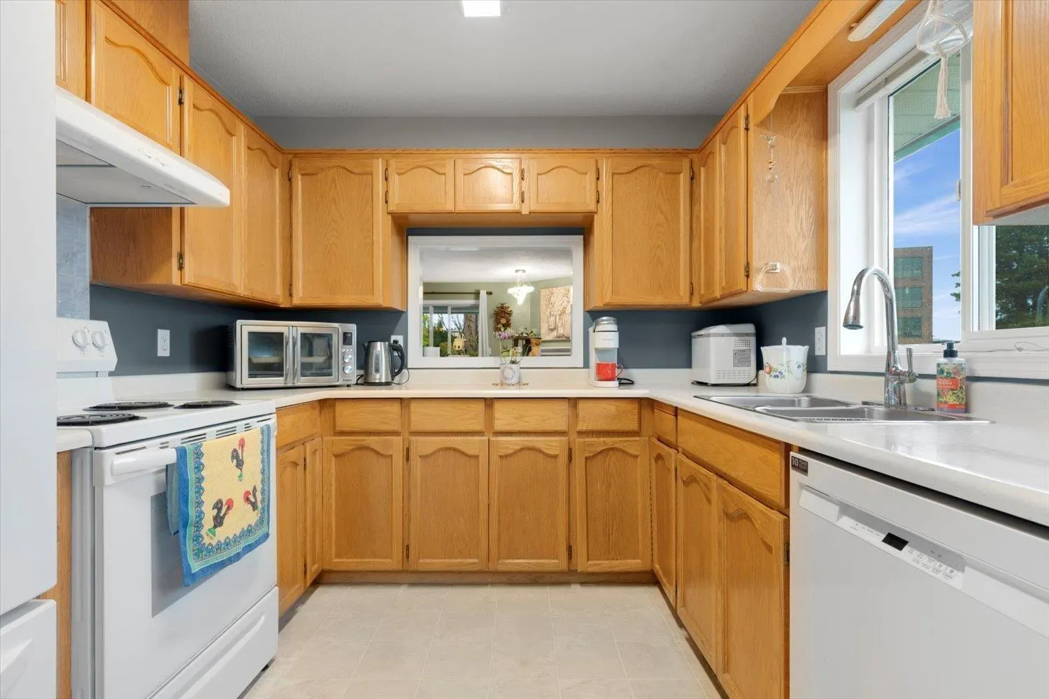 303 9006 EDWARD STREET|Chilliwack Proper West