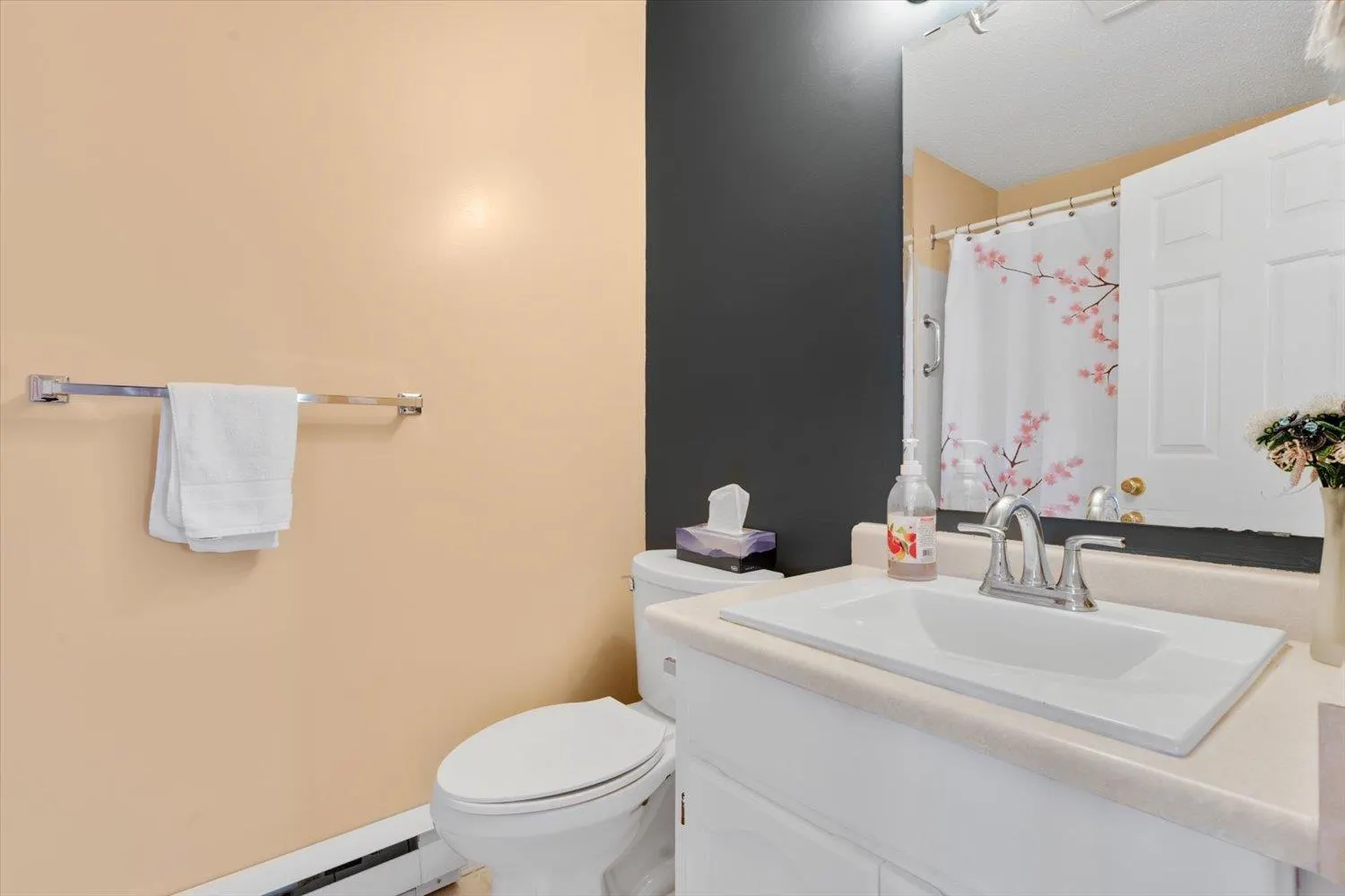 303 9006 EDWARD STREET|Chilliwack Proper West