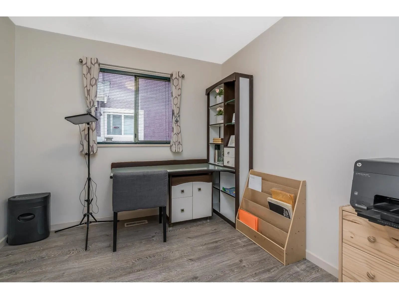 10862 160 STREET
