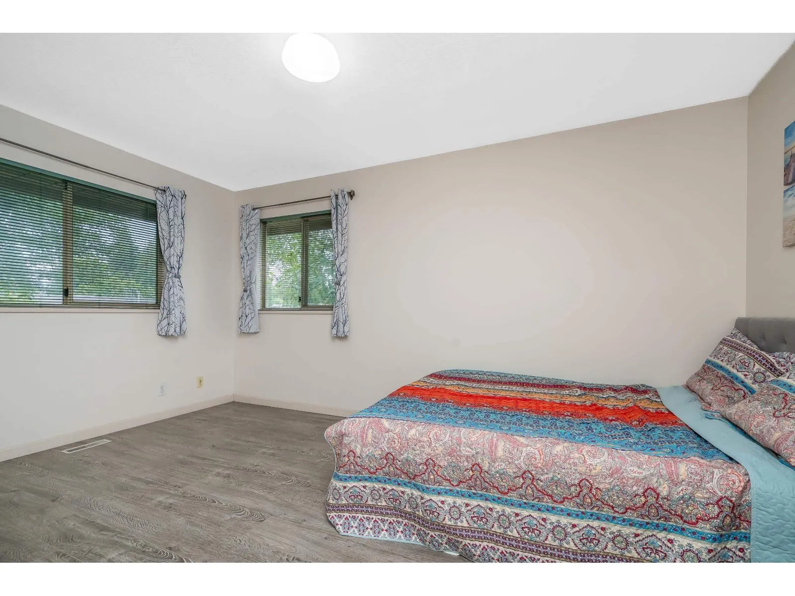 10862 160 STREET