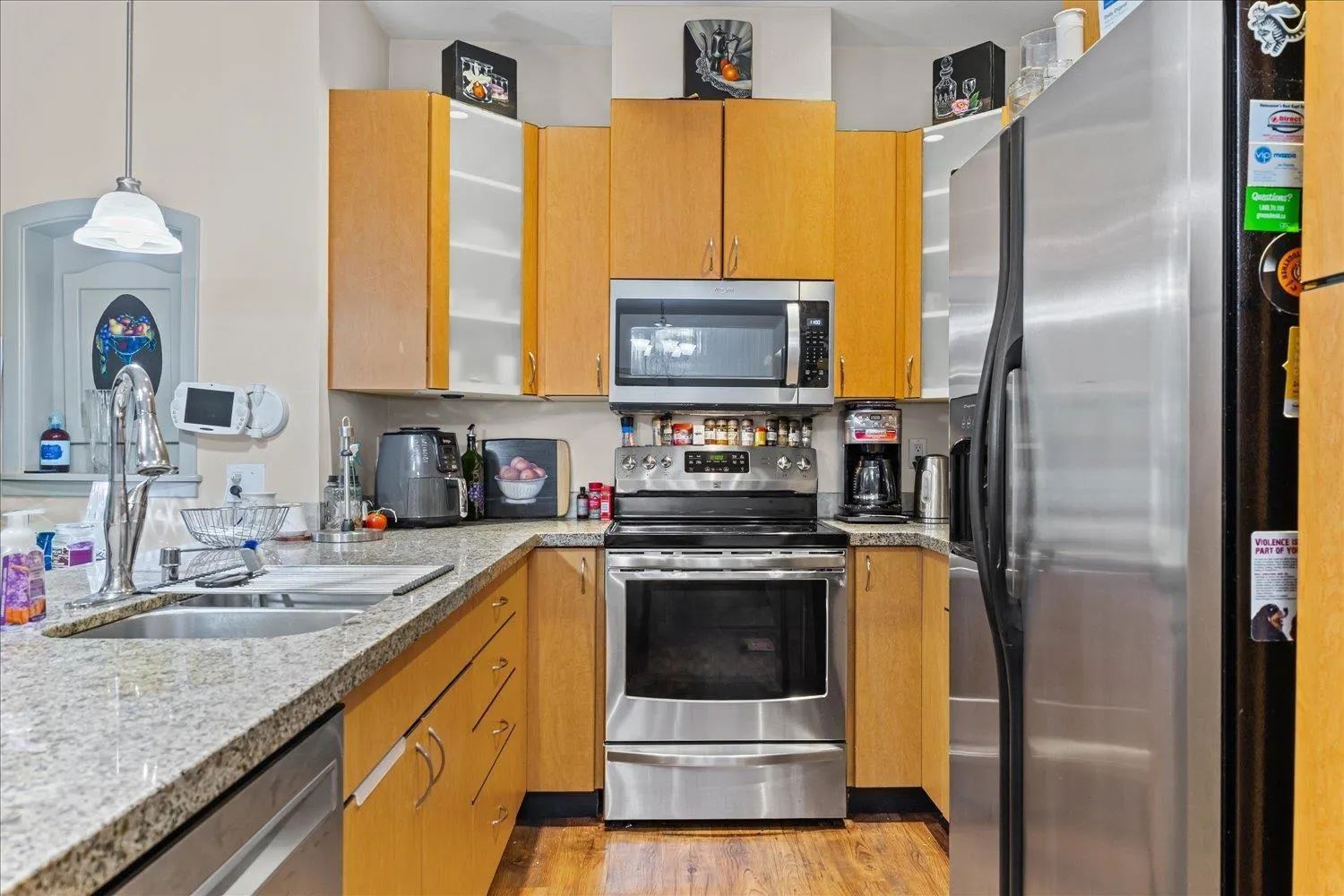 303 33485 SOUTH FRASER WAY