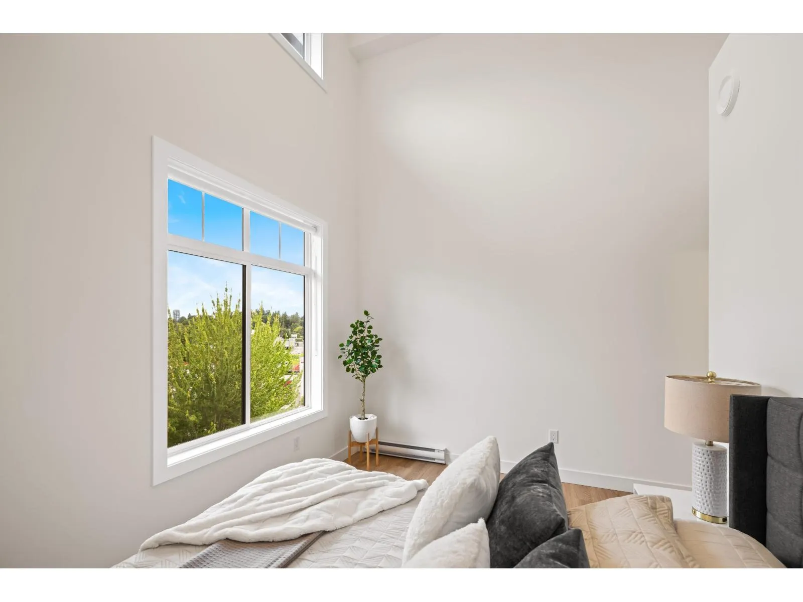511 33816 SOUTH FRASER WAY