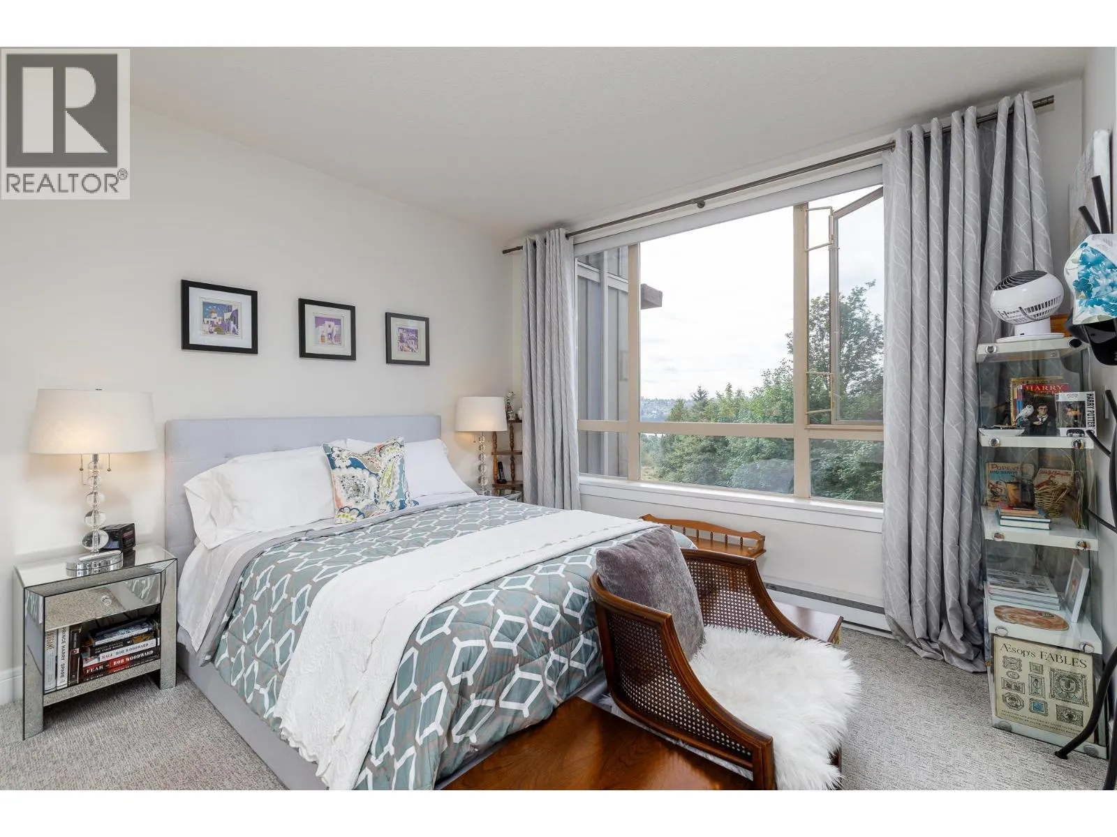 301 560 RAVEN WOODS DRIVE