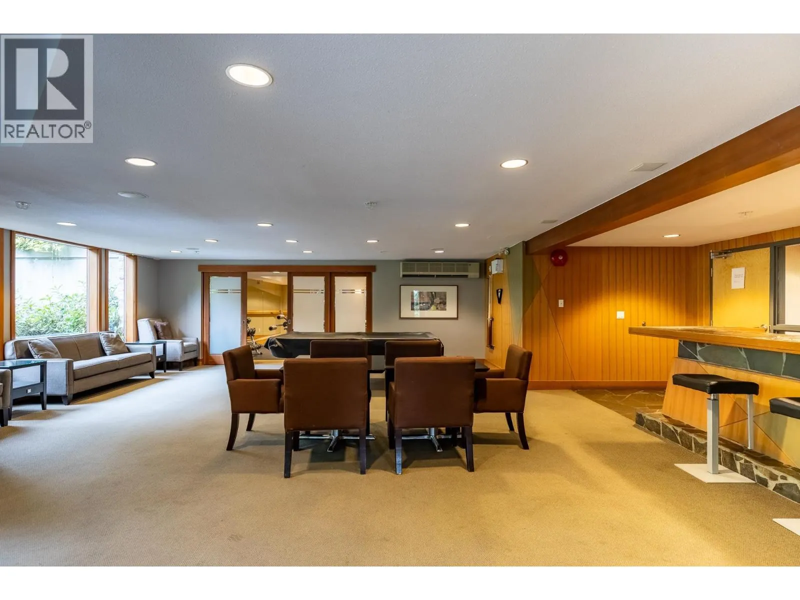 301 560 RAVEN WOODS DRIVE