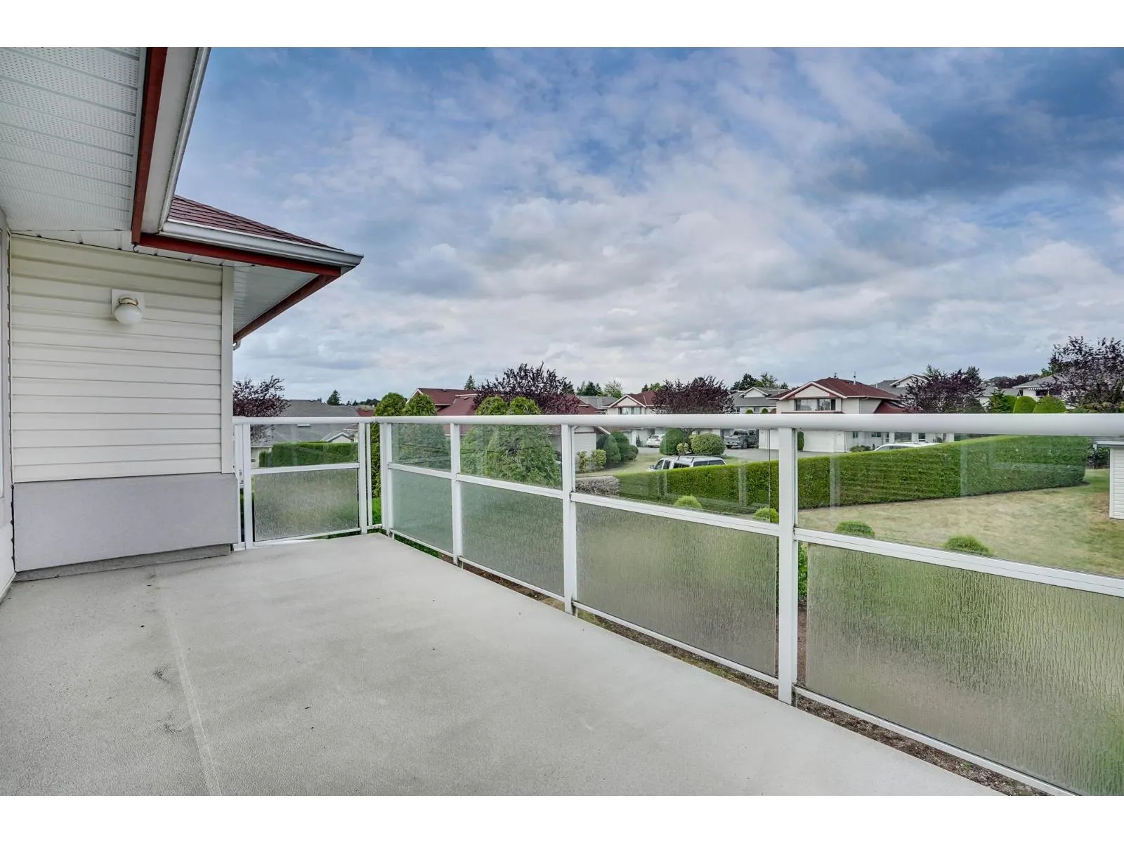 29 31406 UPPER MACLURE ROAD