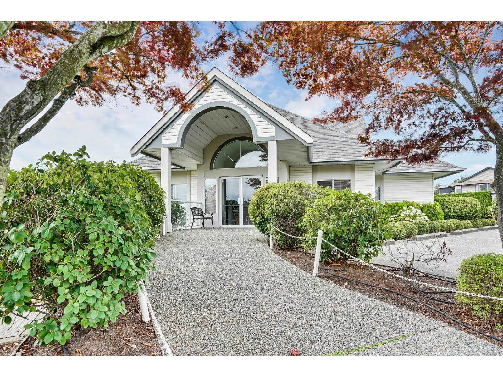 29 31406 UPPER MACLURE ROAD