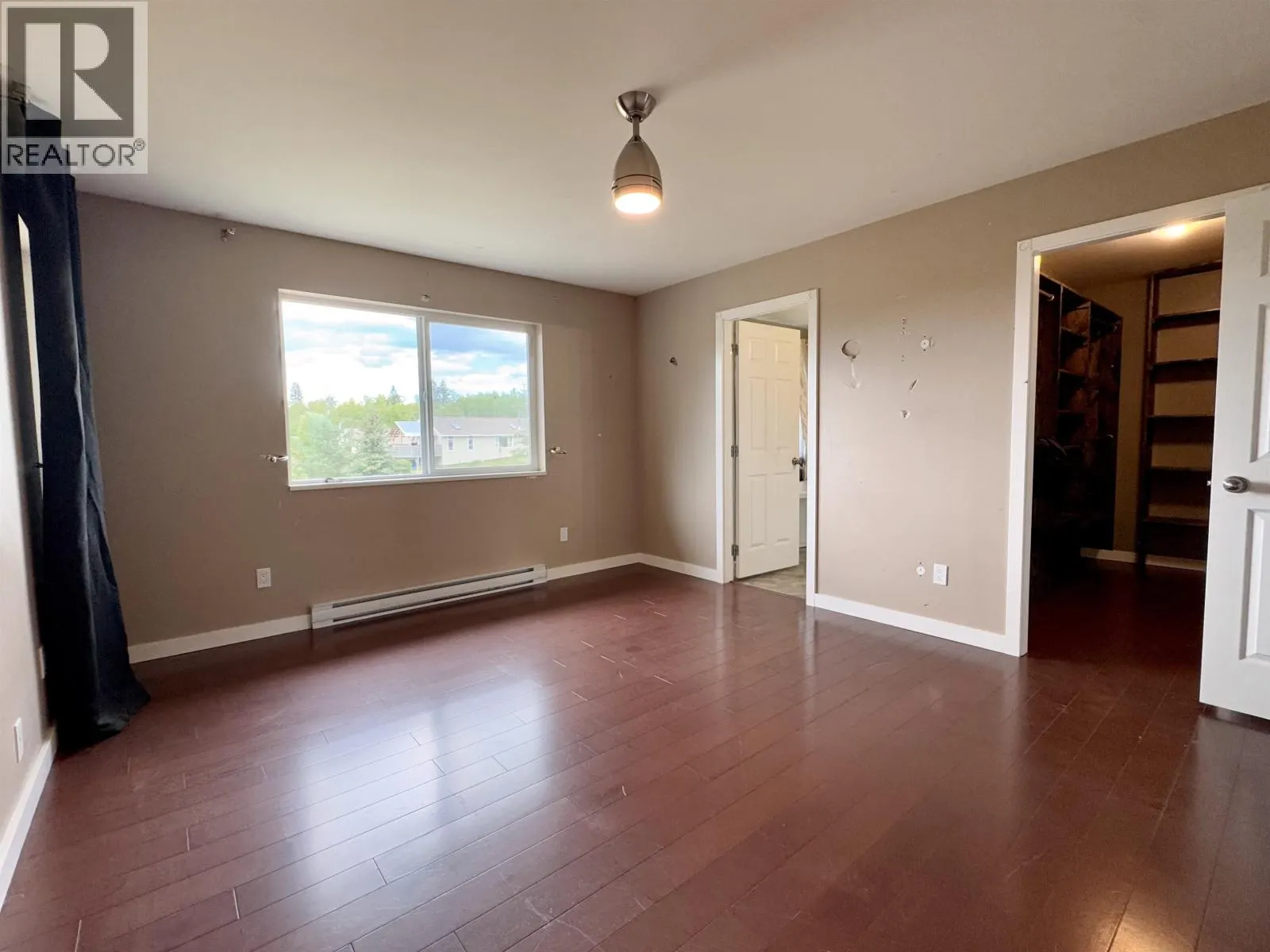 5553 PARK DRIVE