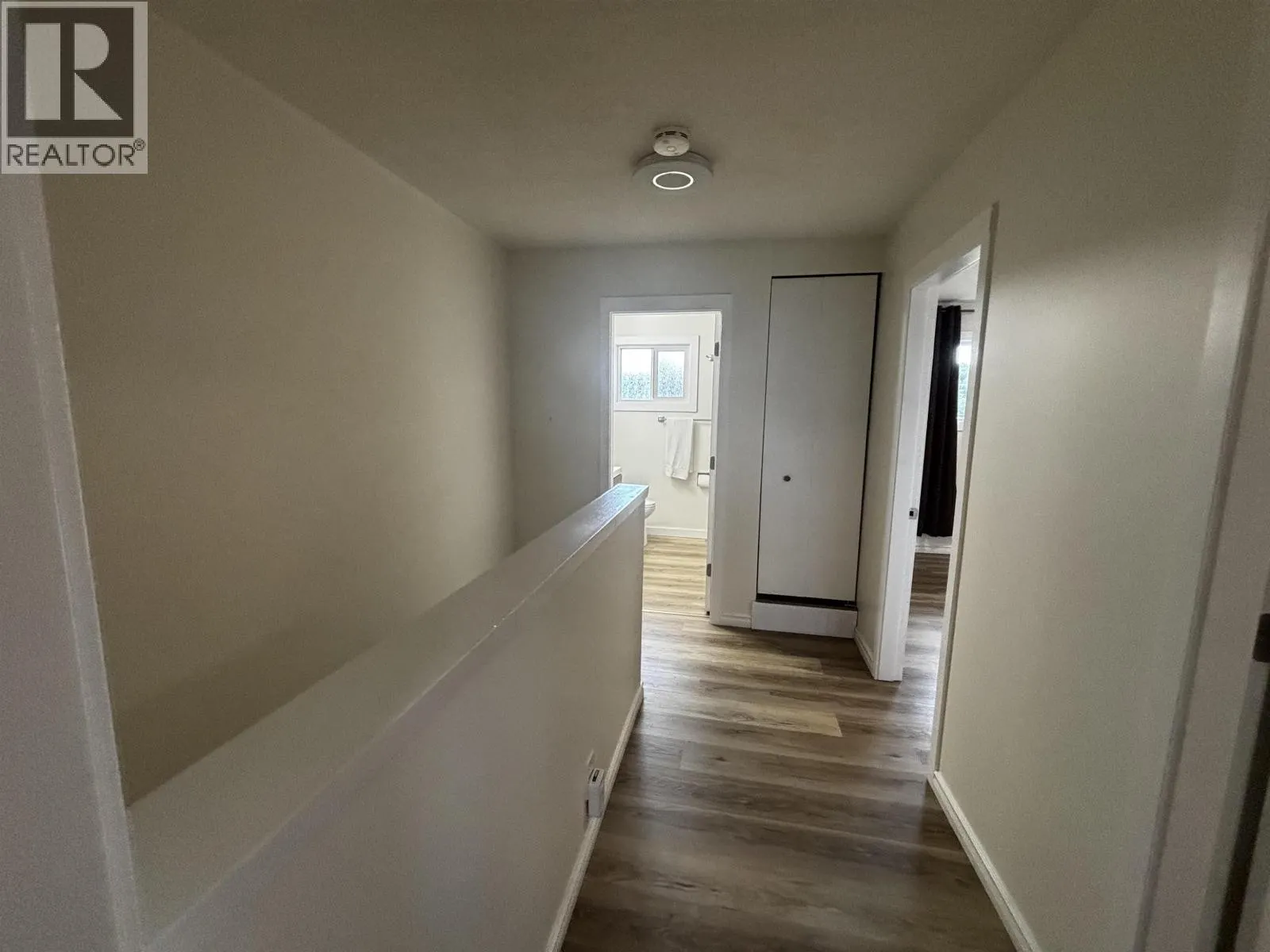 H122 1900 STRATHCONA AVENUE