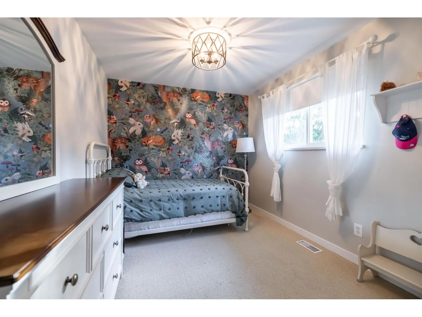 20737 GRADE CRESCENT