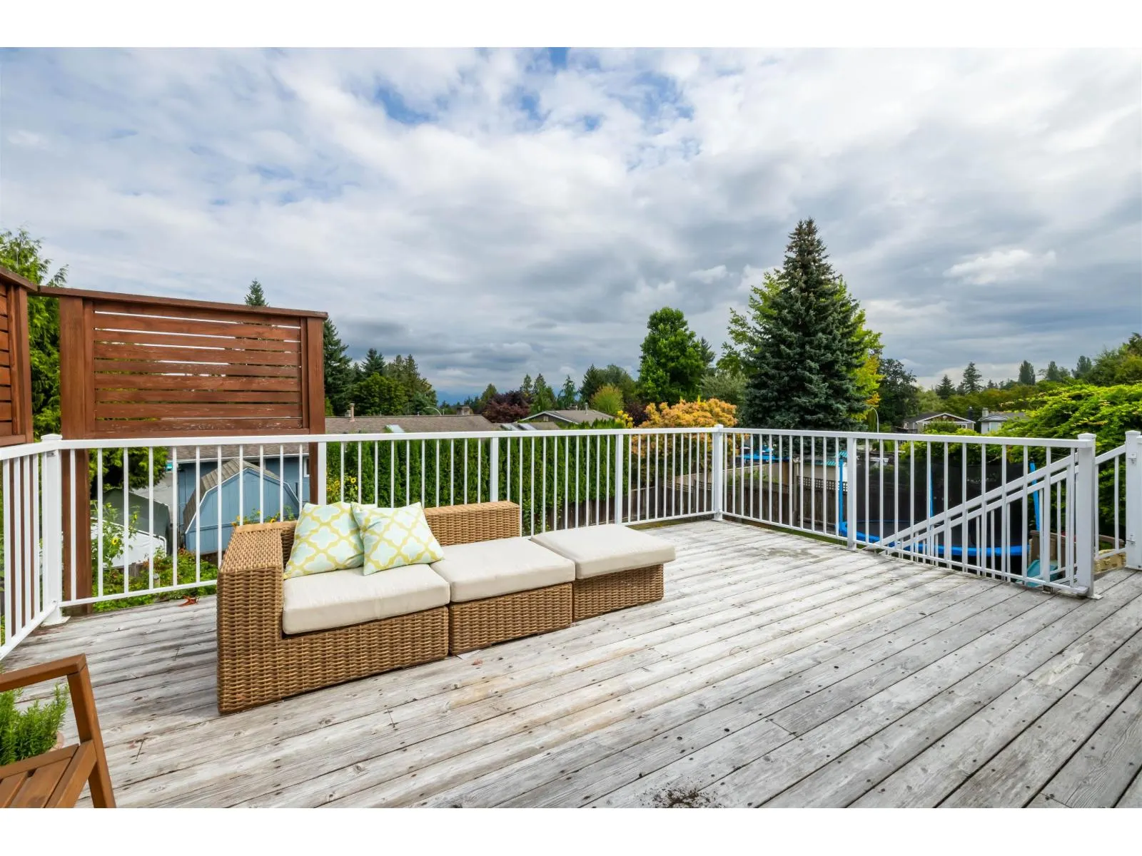 20737 GRADE CRESCENT