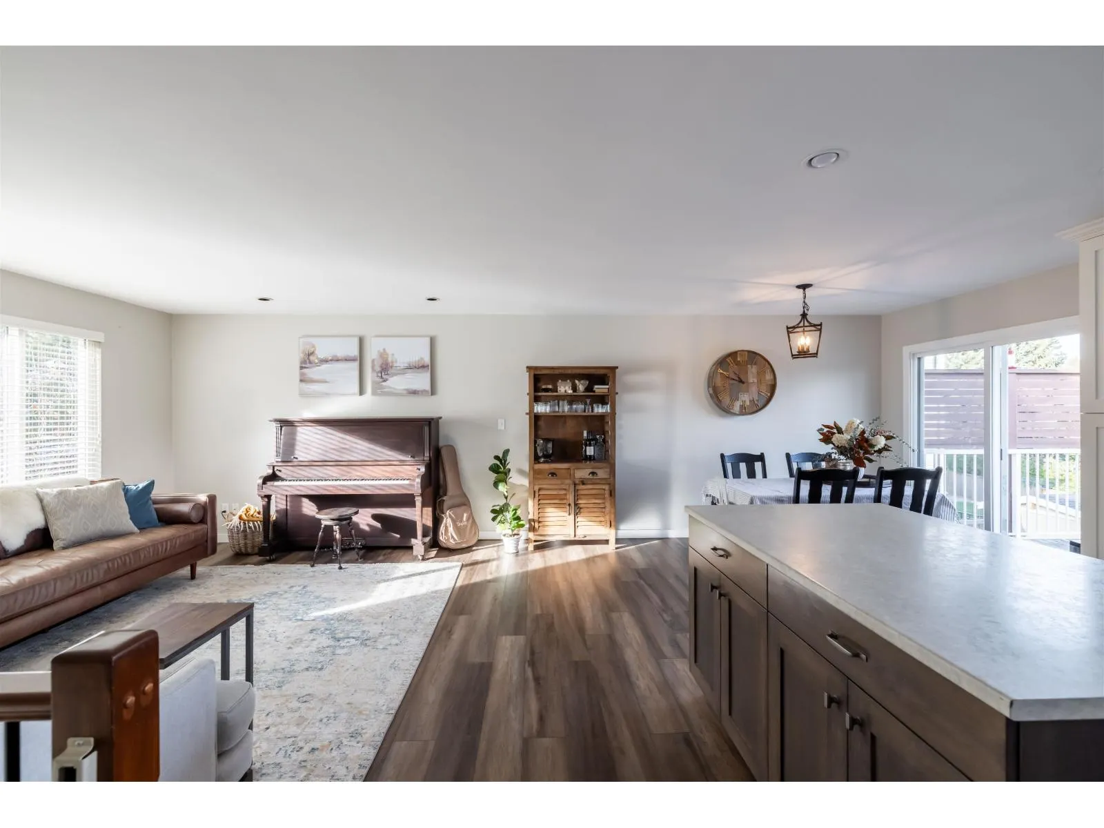 20737 GRADE CRESCENT