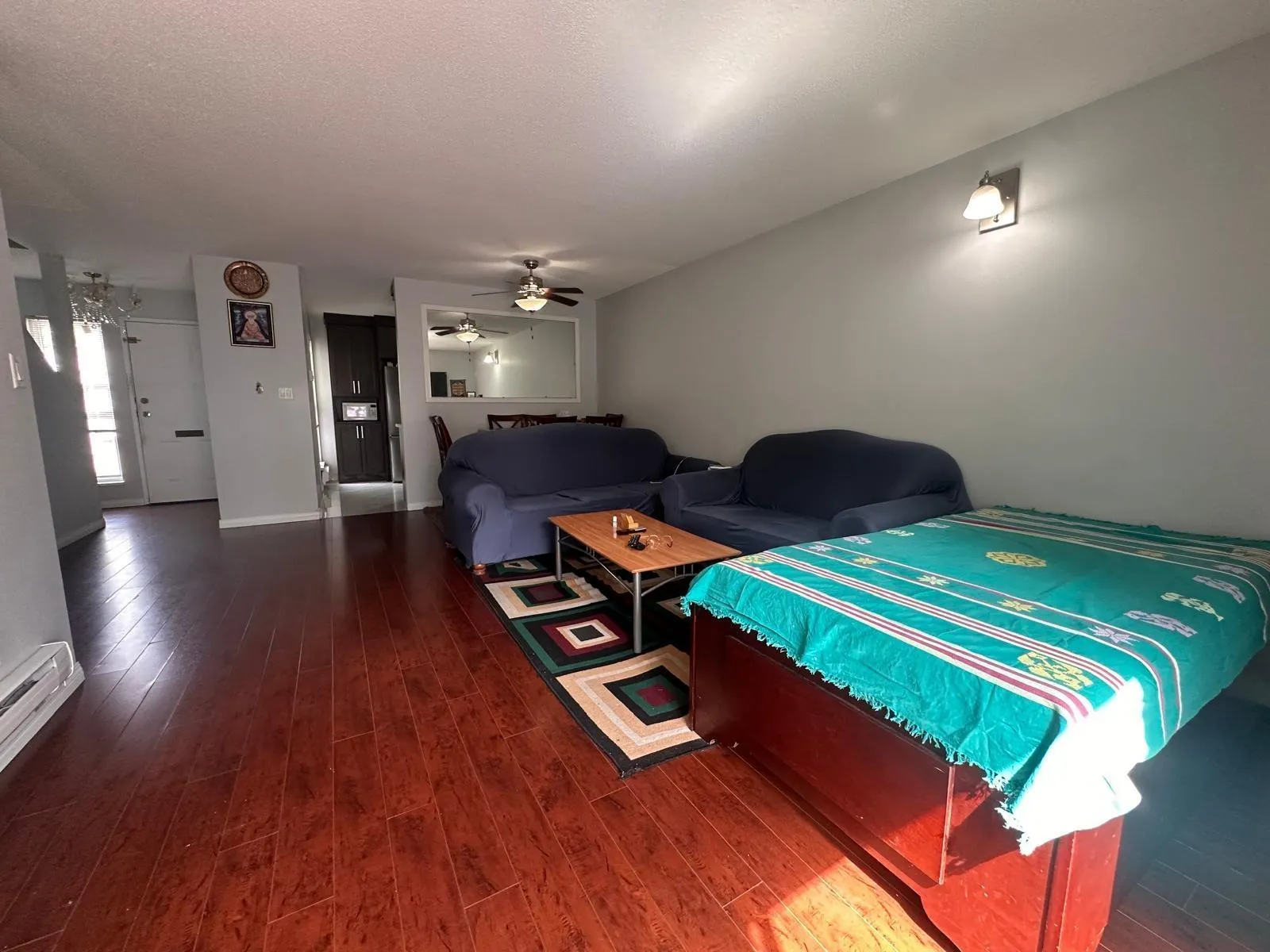 201 32550 MACLURE ROAD