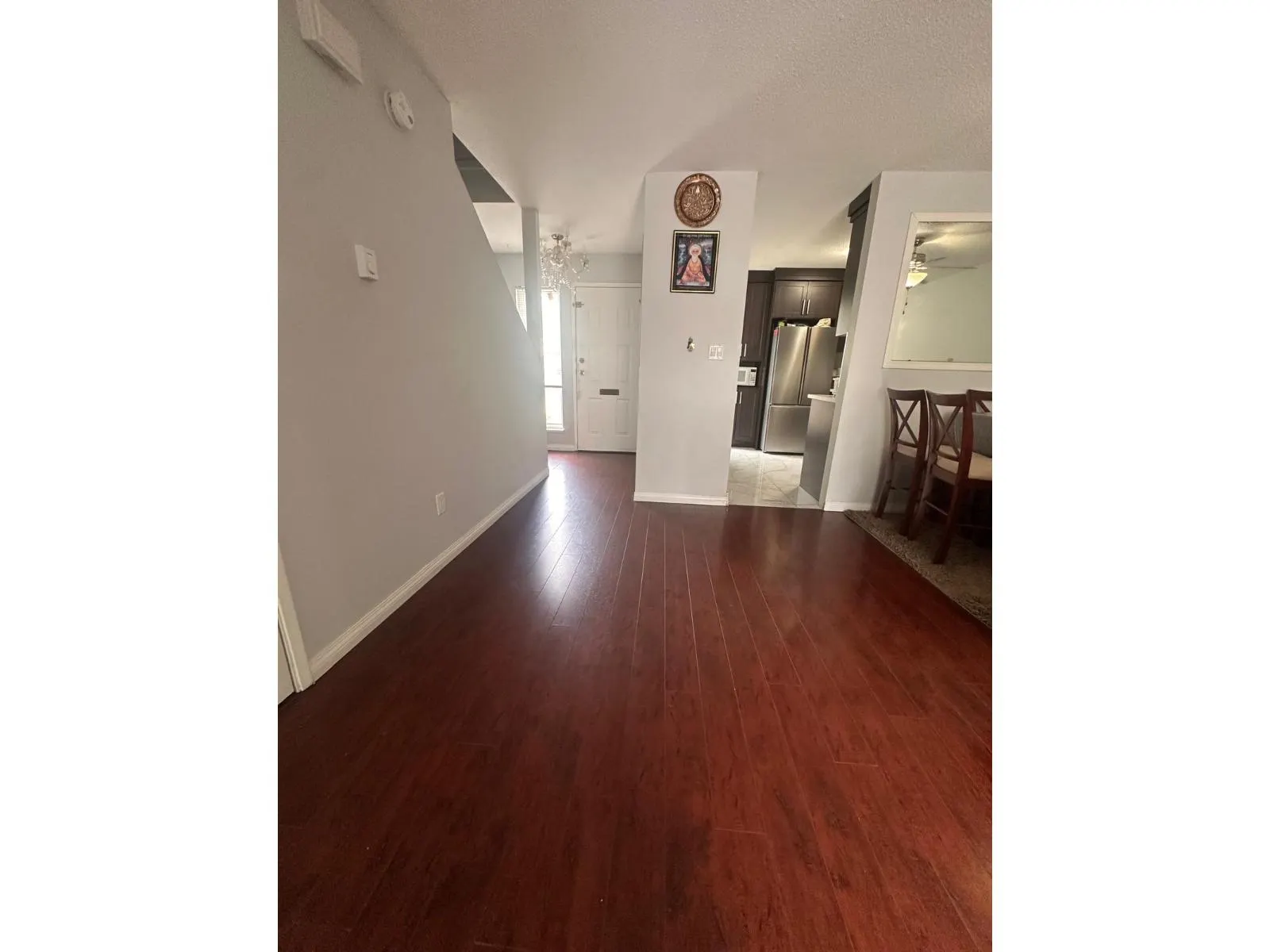 201 32550 MACLURE ROAD