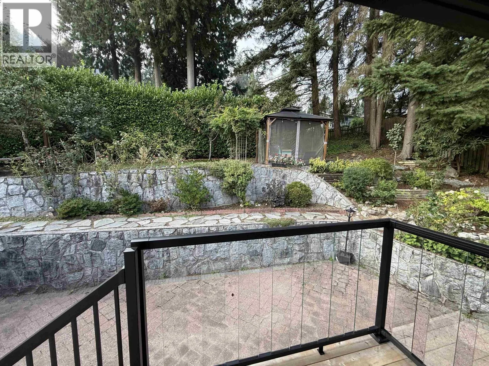 4577 MEADOWBANK CLOSE