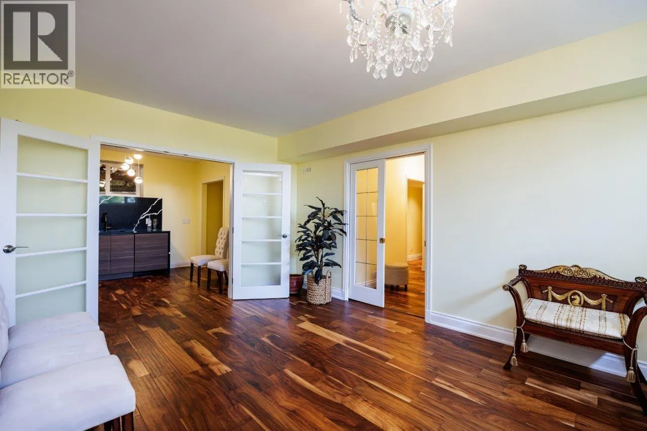 4577 MEADOWBANK CLOSE