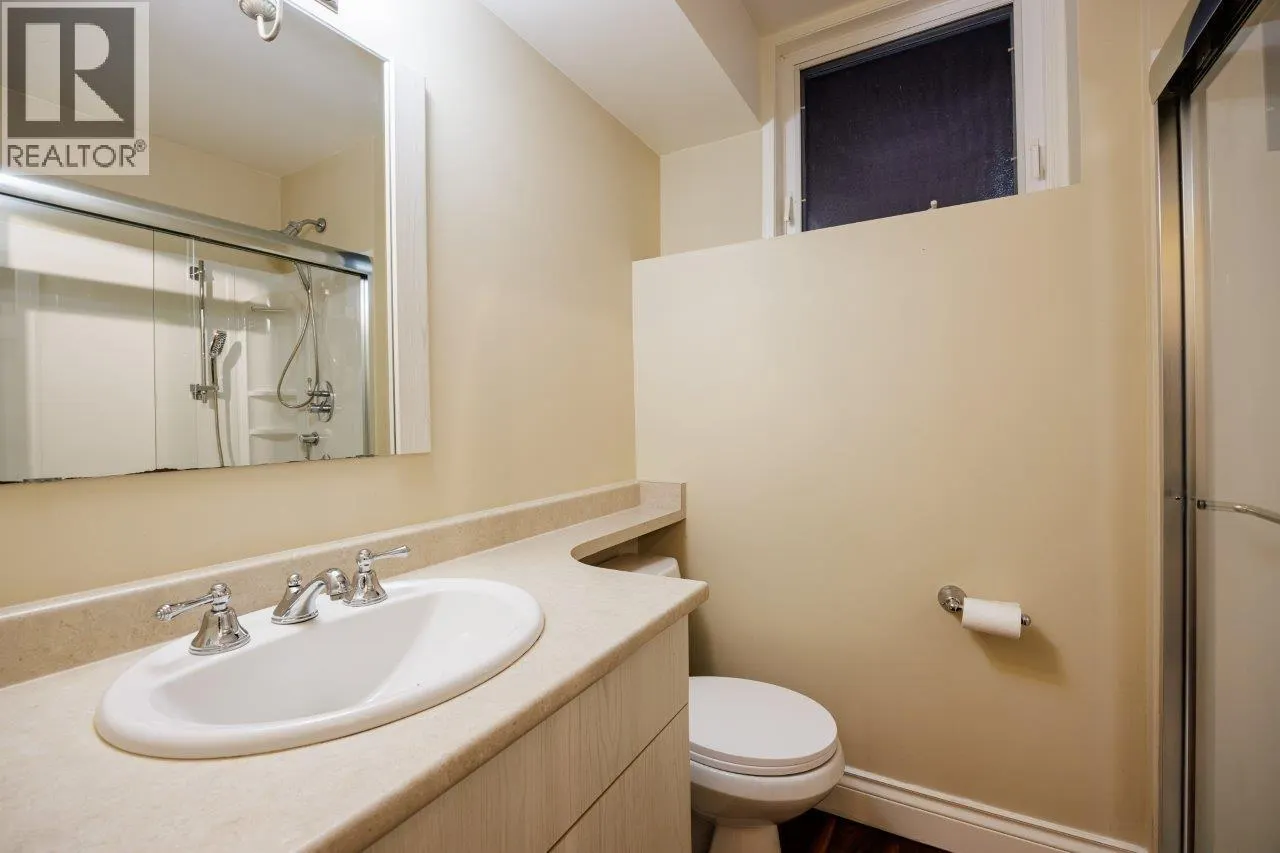 4577 MEADOWBANK CLOSE