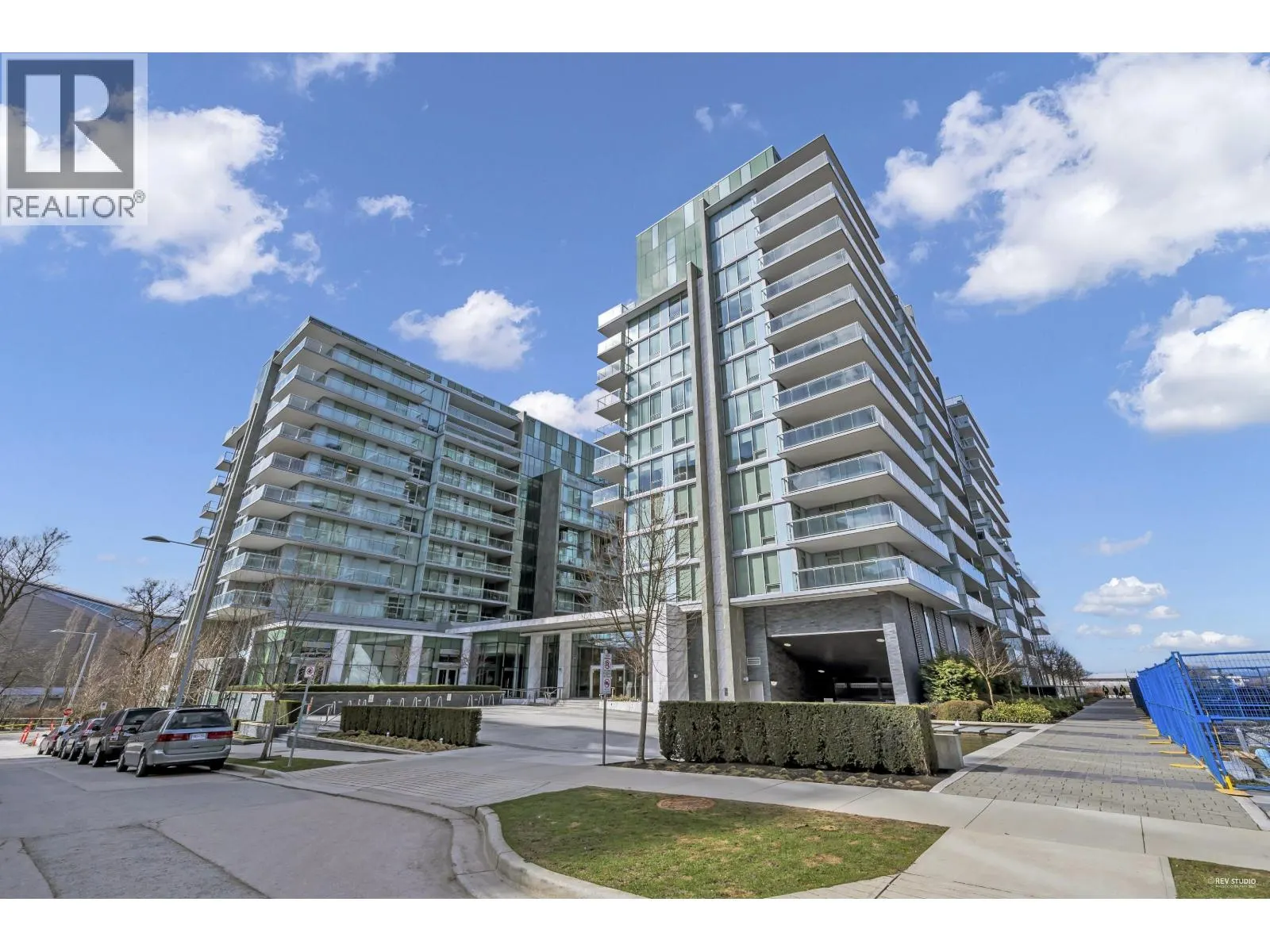 703 6611 PEARSON WAY