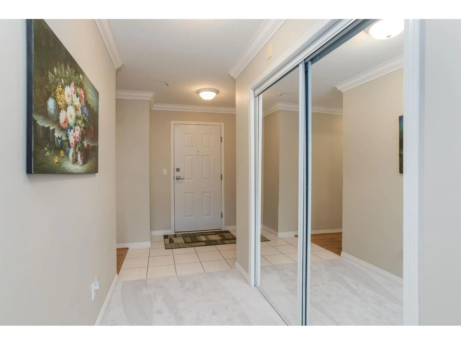 311 15555 16 AVENUE