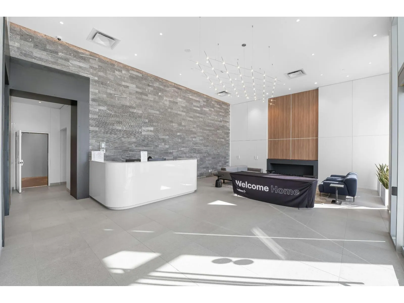 1002 13685 102 AVENUE