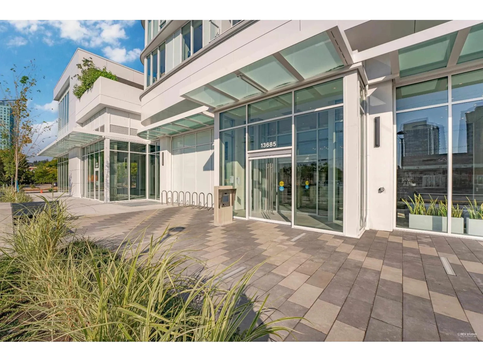 1002 13685 102 AVENUE