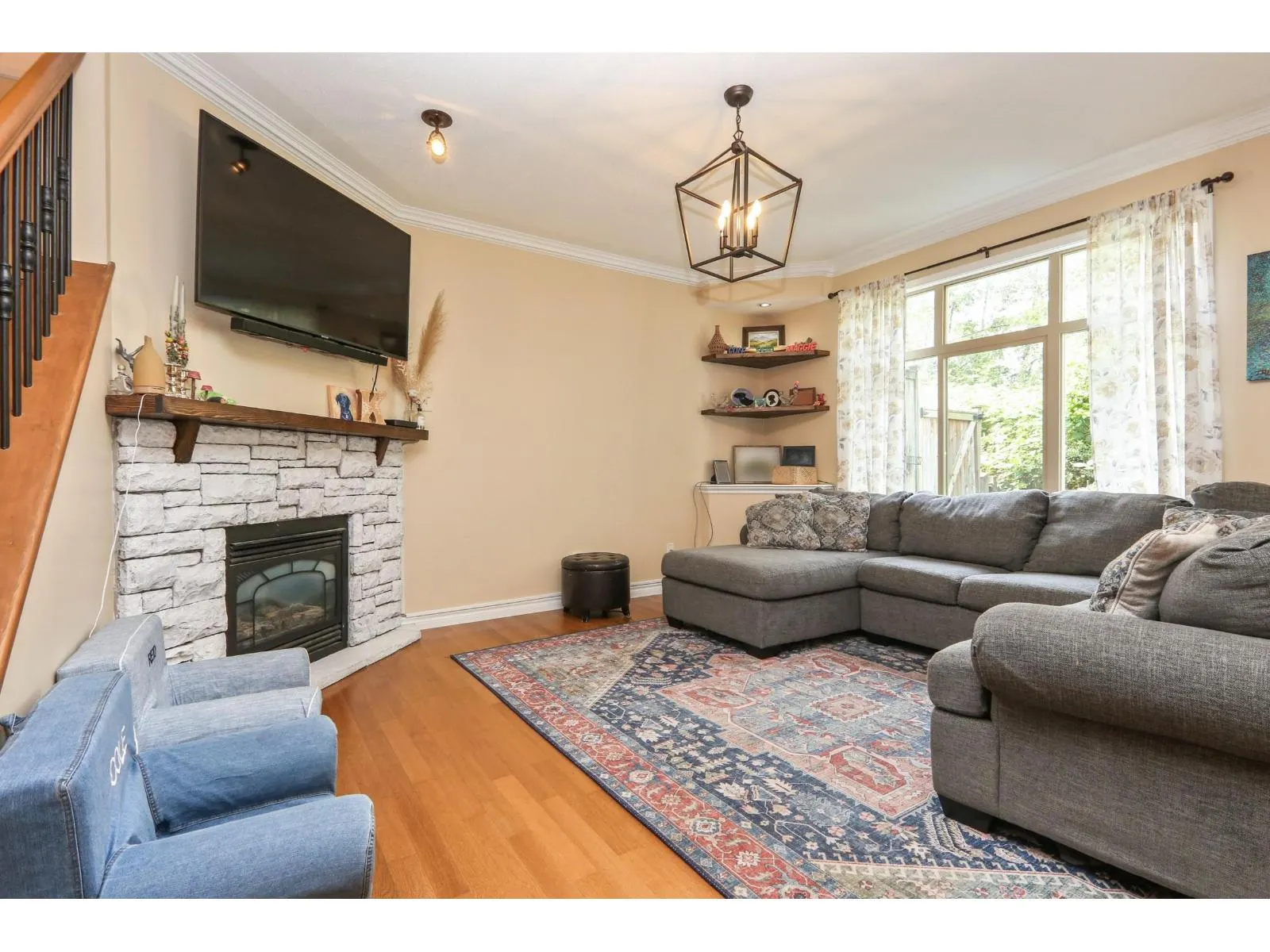 53 46840 RUSSELL ROAD|Promontory