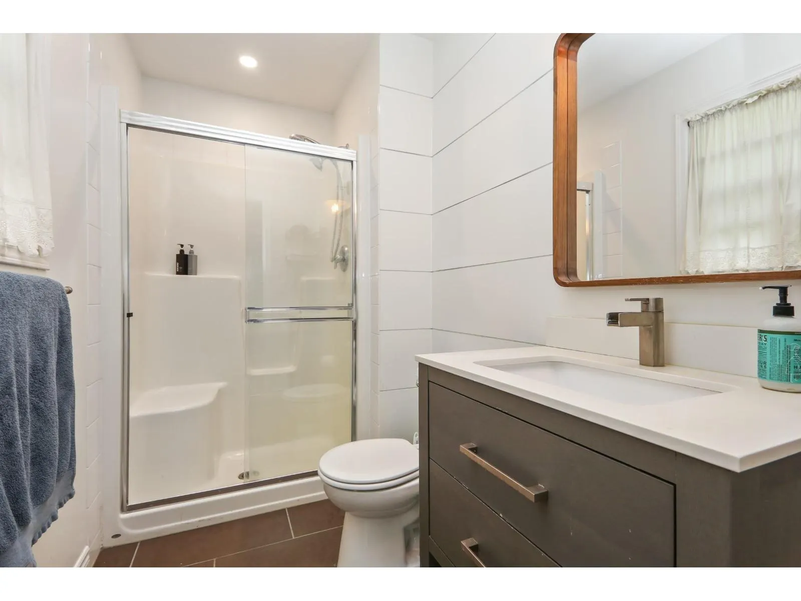53 46840 RUSSELL ROAD|Promontory
