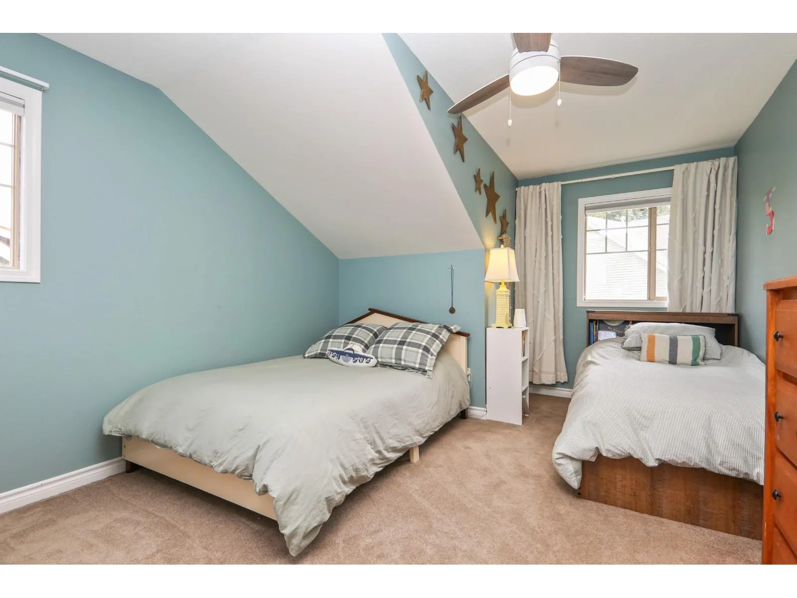 53 46840 RUSSELL ROAD|Promontory