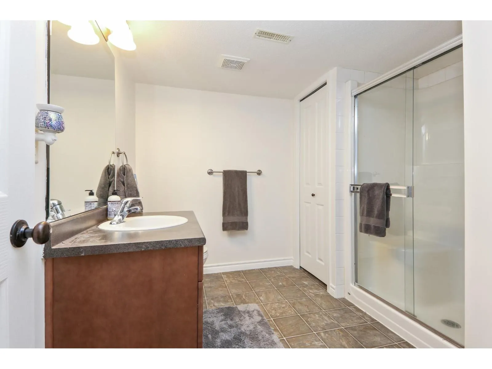 53 46840 RUSSELL ROAD|Promontory