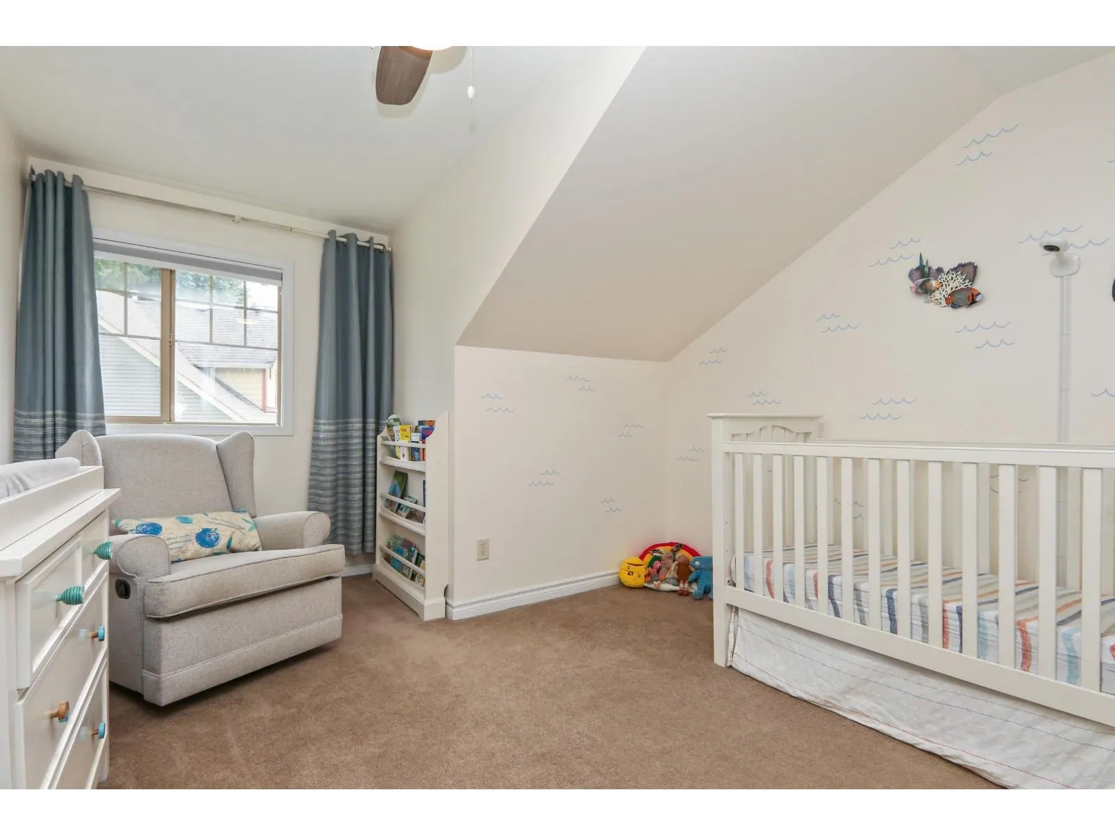 53 46840 RUSSELL ROAD|Promontory
