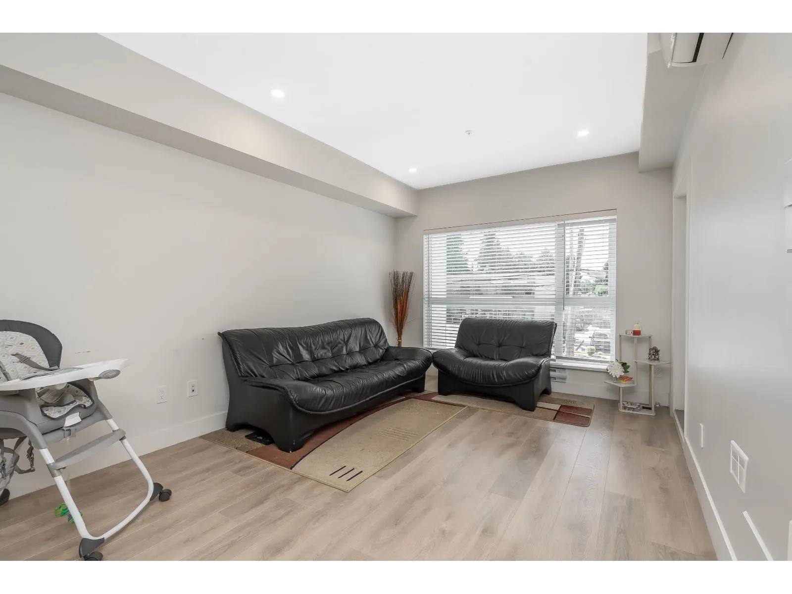 206 8496 120 STREET