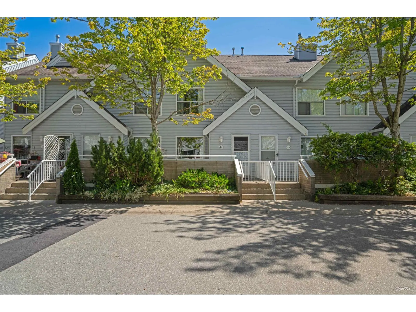 41 13706 74 AVENUE