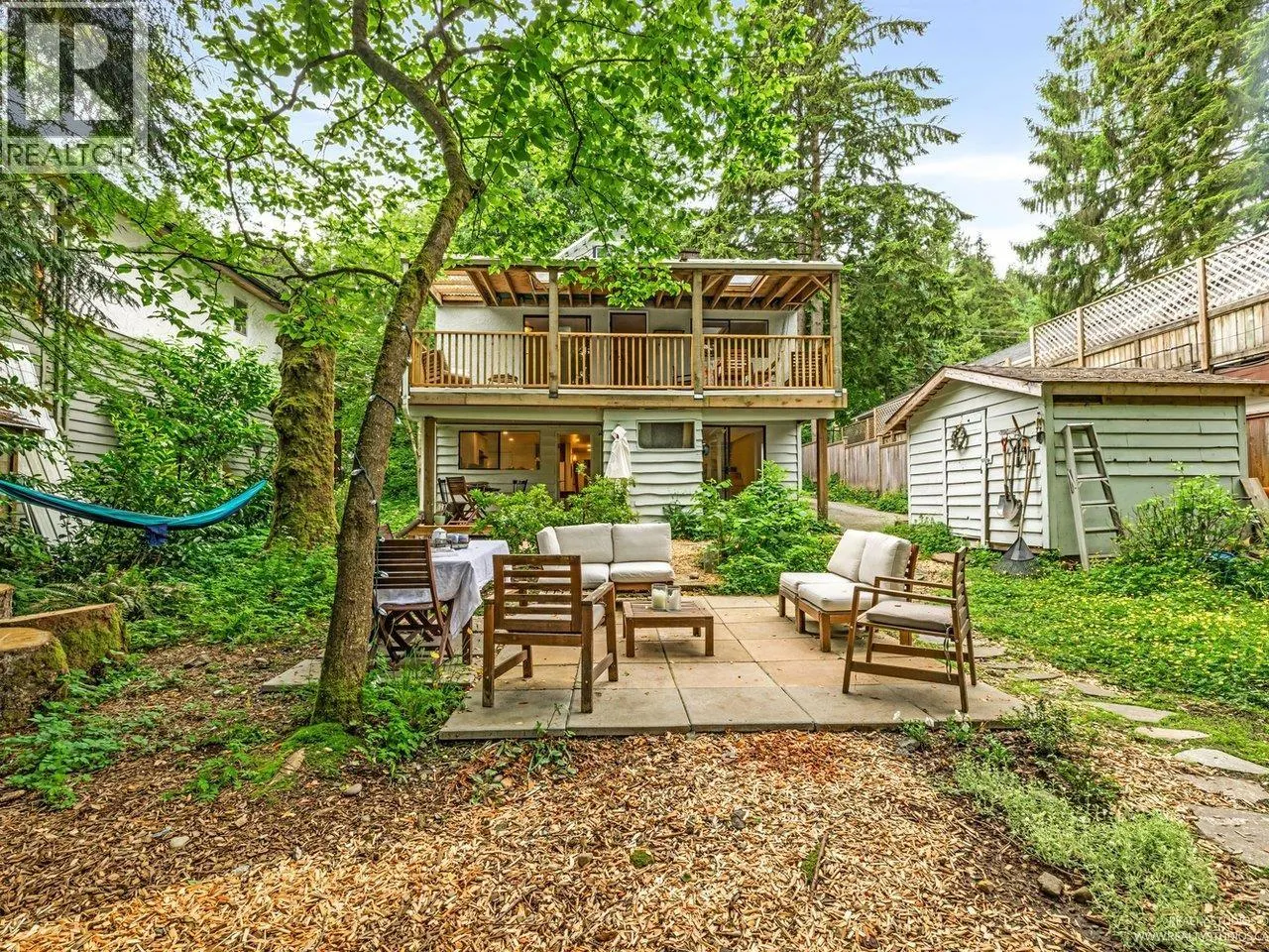 1706 DEEP COVE ROAD