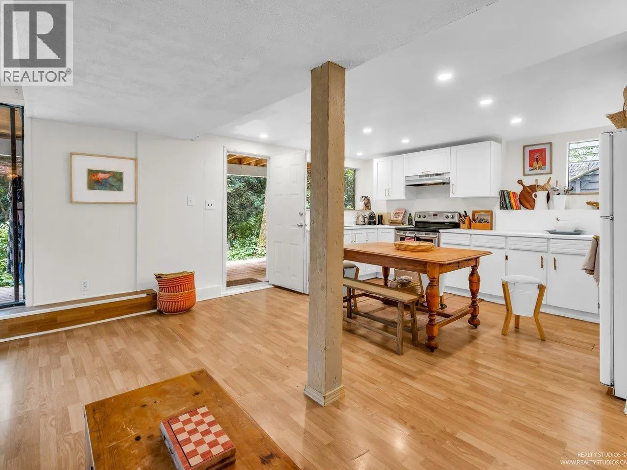 1706 DEEP COVE ROAD