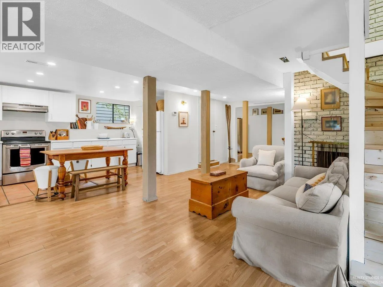 1706 DEEP COVE ROAD