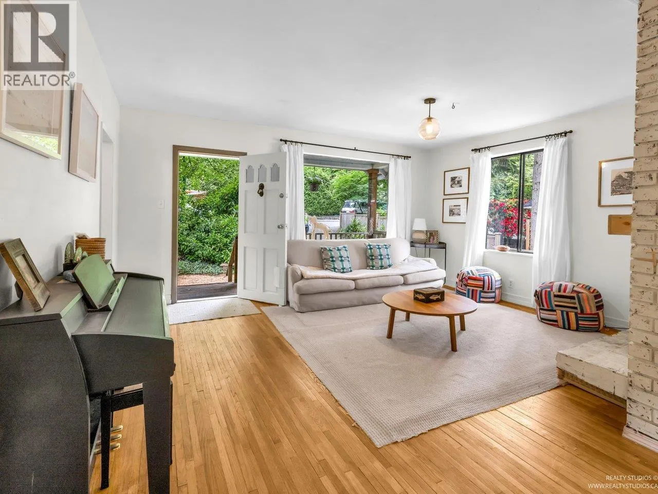 1706 DEEP COVE ROAD