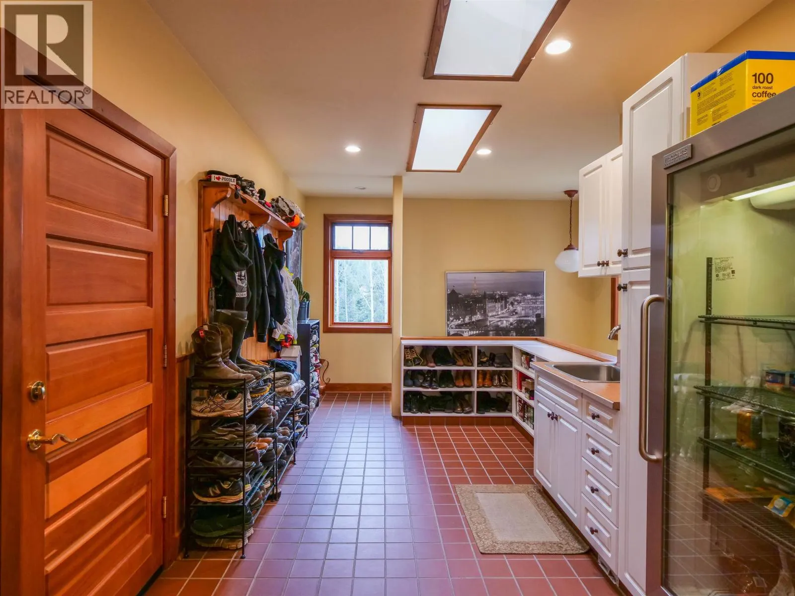2760 ERNST ROAD